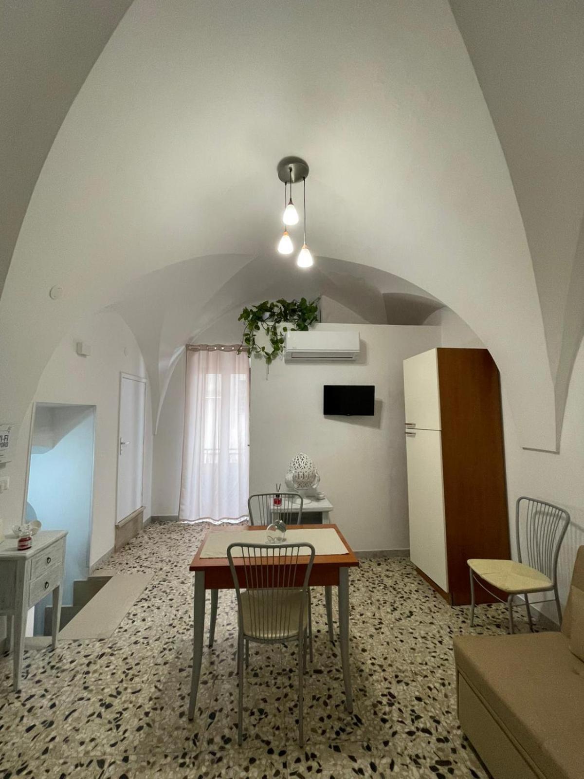 The White Rose Appartement Ceglie Messapica Buitenkant foto