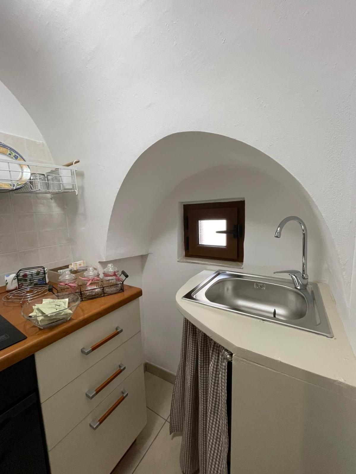 The White Rose Appartement Ceglie Messapica Buitenkant foto